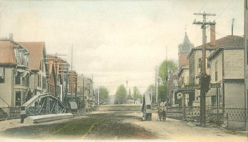 Newport — Wikimedia Commons
