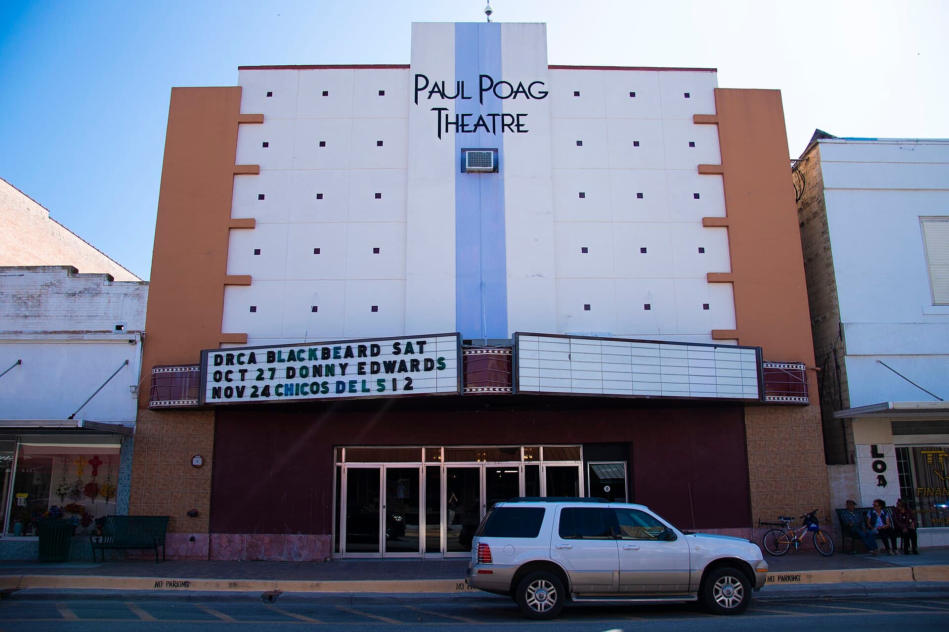 Paul Poag Theatre — Wikimedia Commons