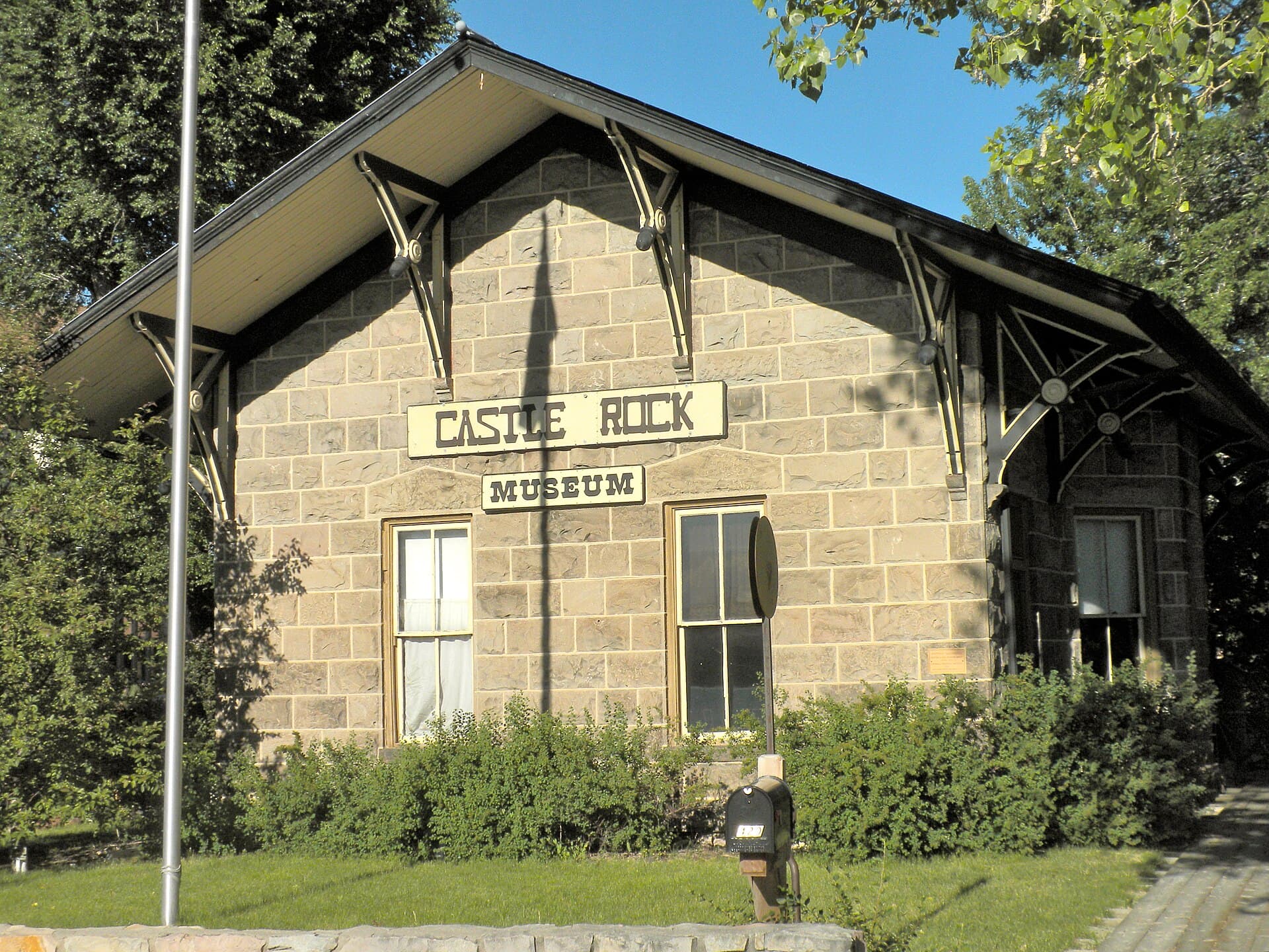 Castle Rock Museum — Wikimedia Commons