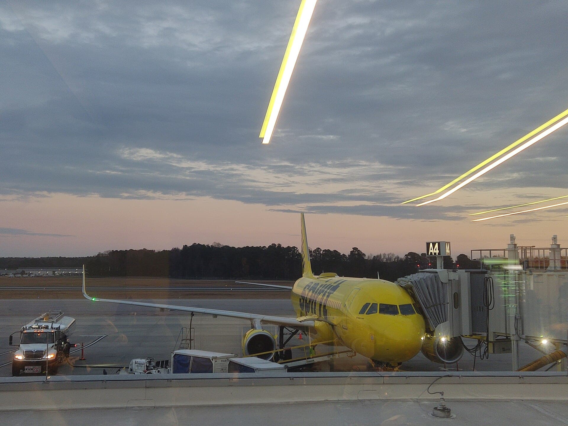 Spirit Airlines — Wikimedia Commons