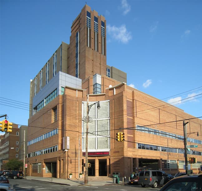 Wyckoff Heights Medical Center — Wikimedia Commons