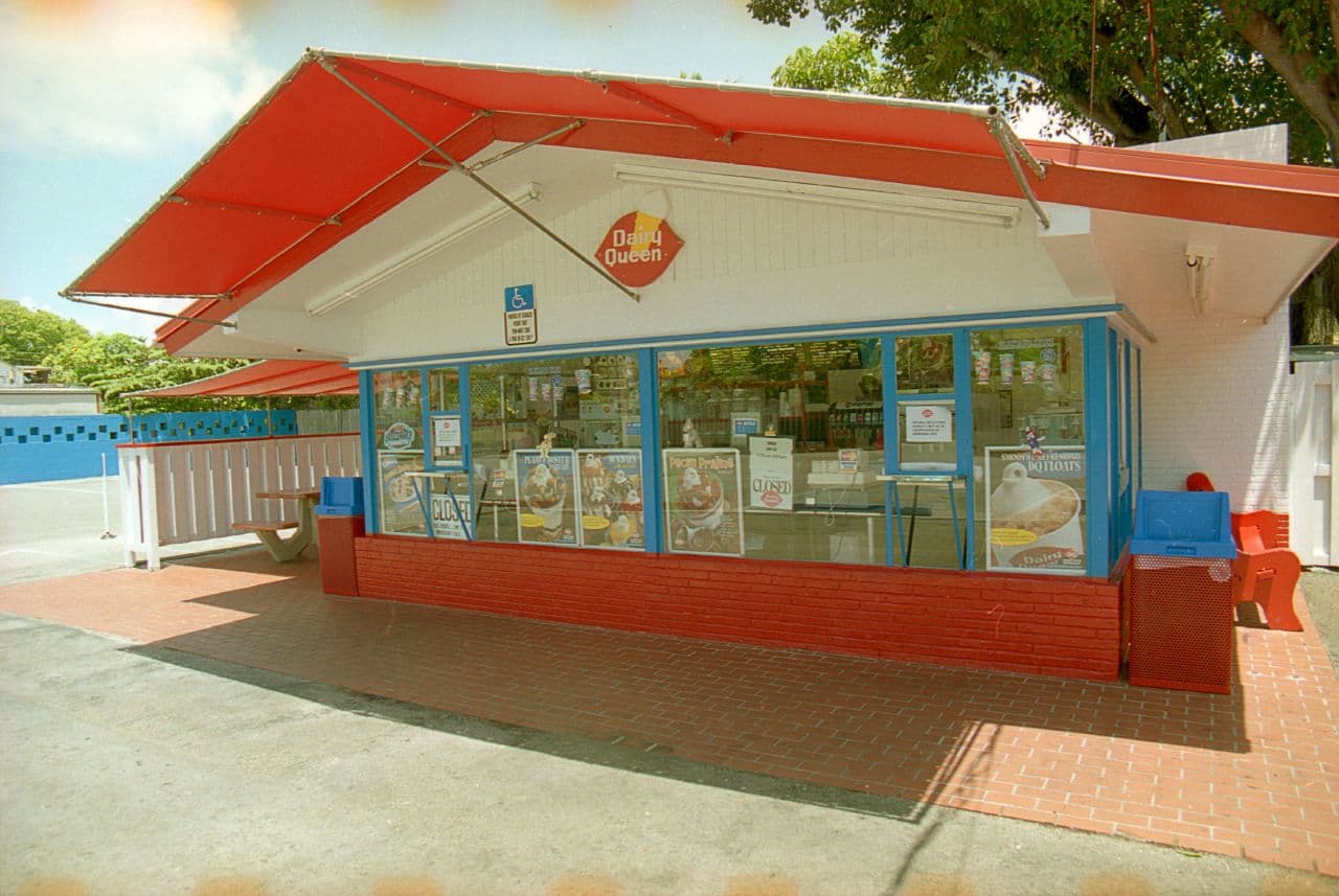 Dairy Queen — Wikimedia Commons
