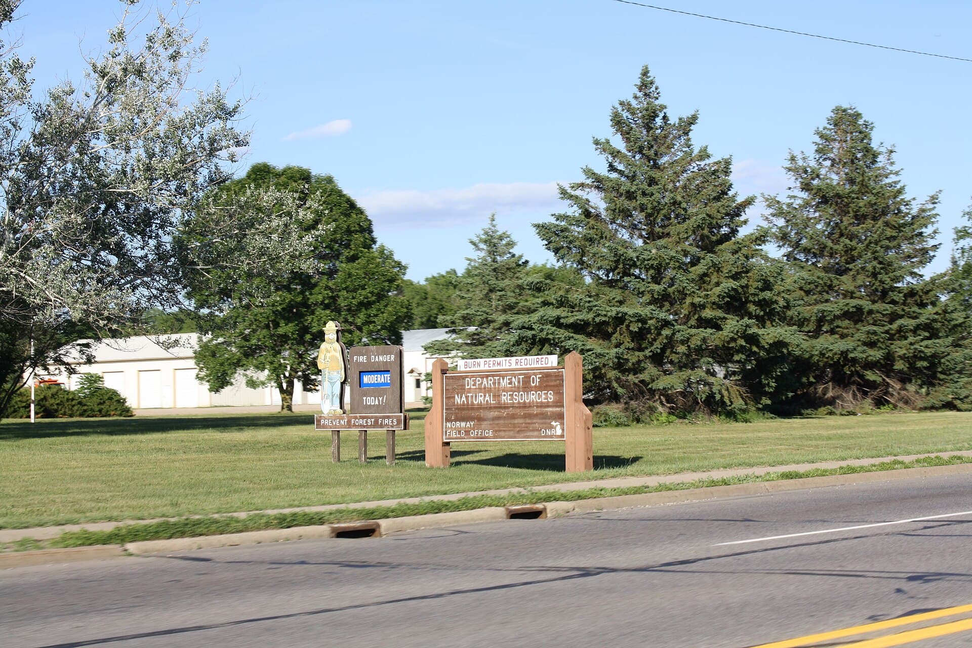 Michigan DNR — Wikimedia Commons