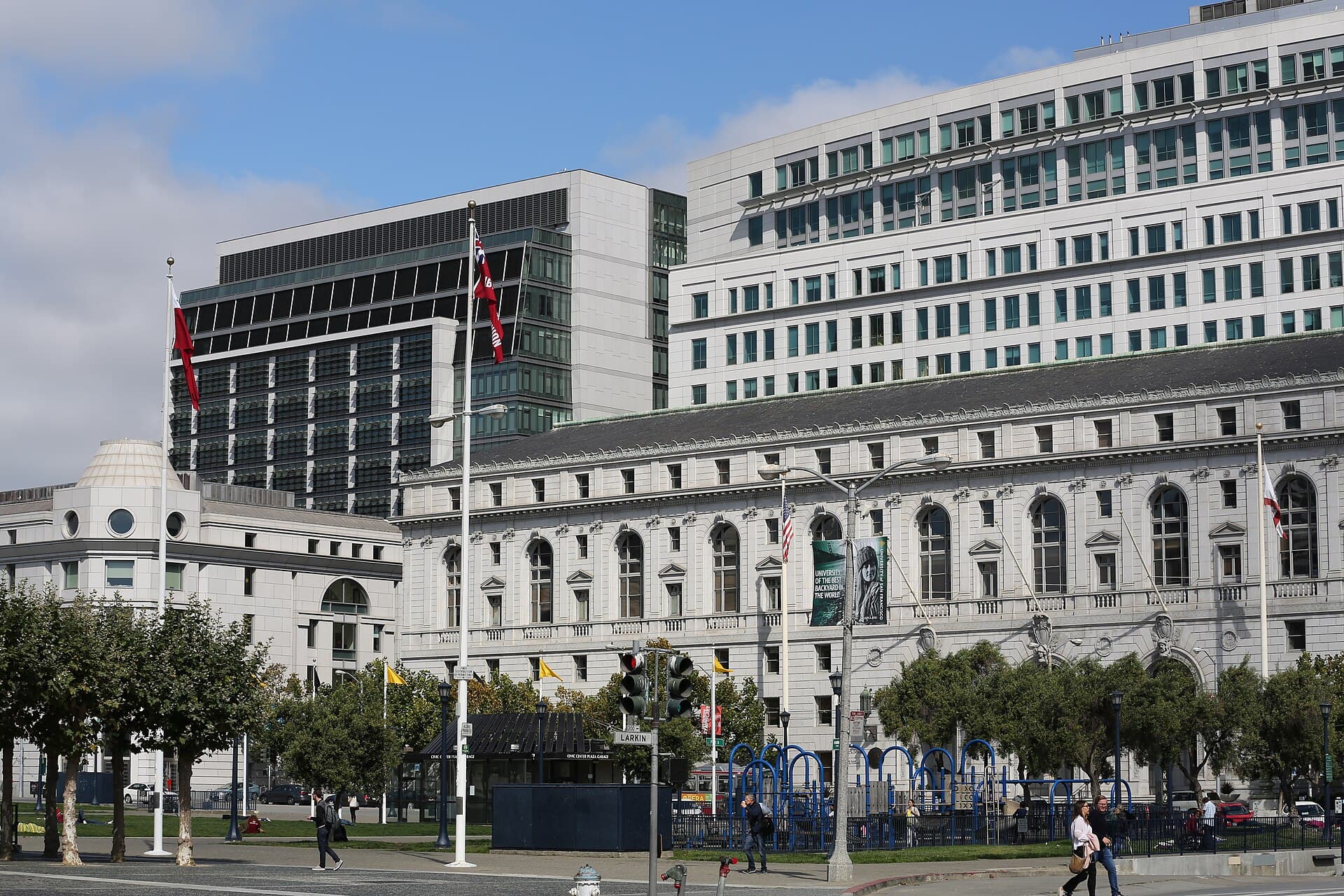 California Supreme Court — Wikimedia Commons