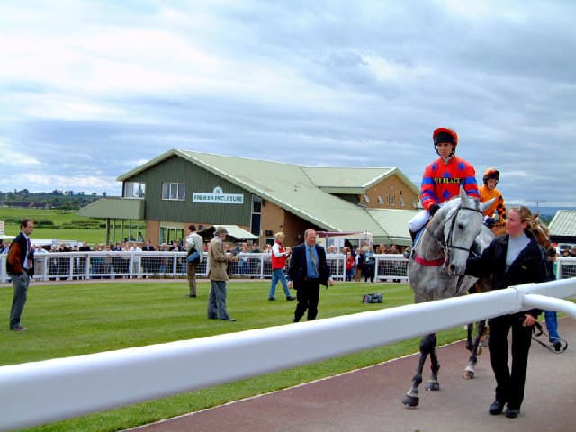 Hereford Racecourse — Wikimedia Commons