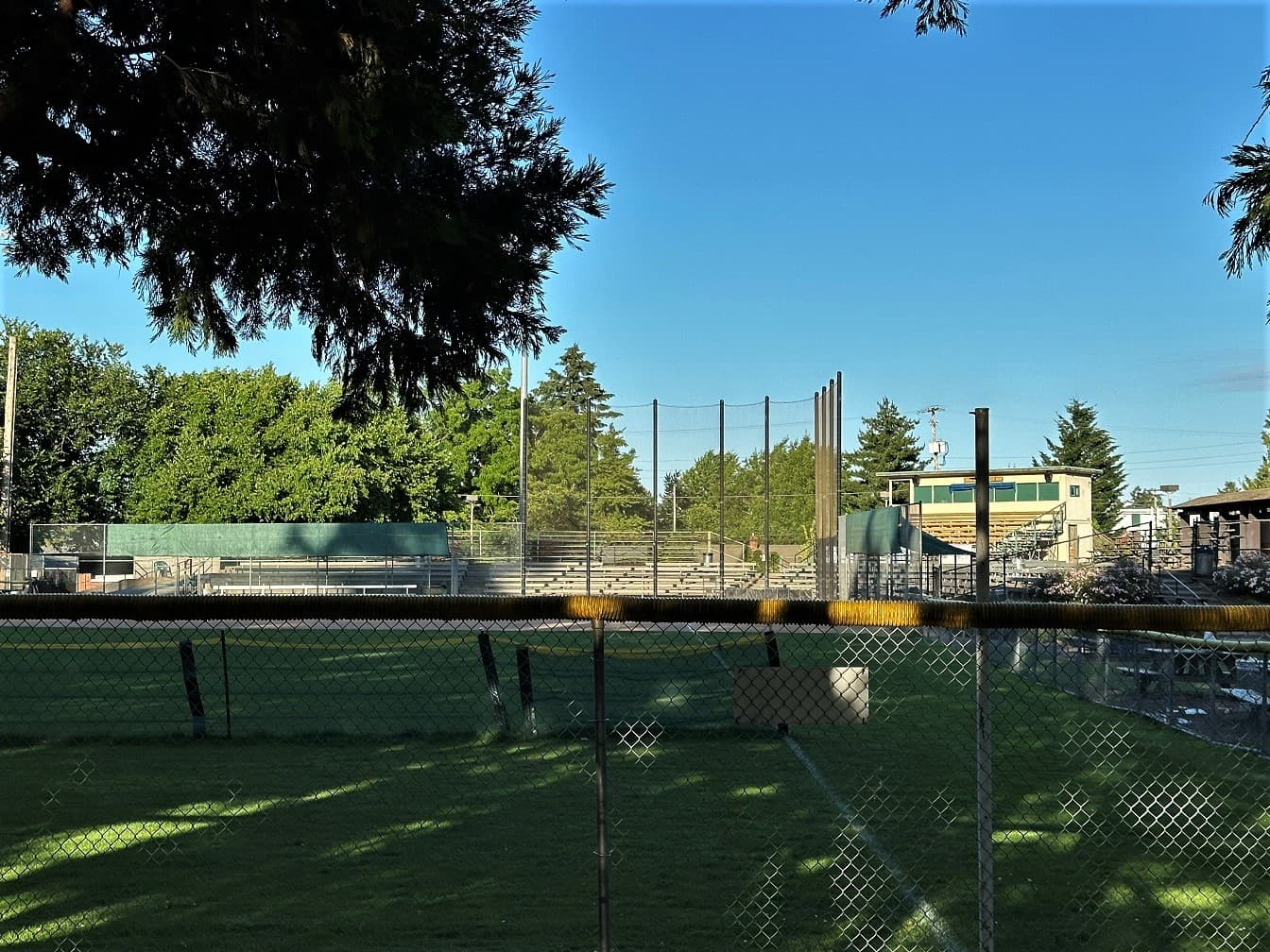 Eastern Oregon softball — Wikimedia Commons