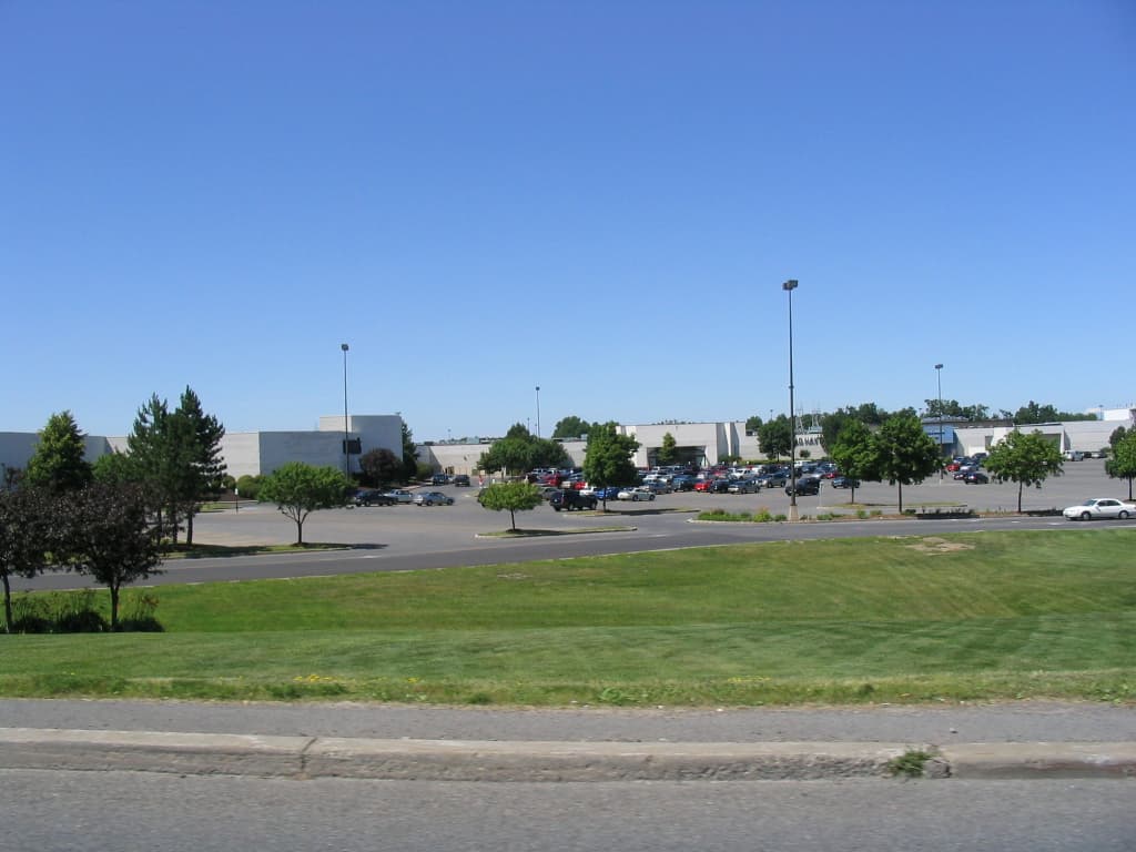 Great Northern Mall — Wikimedia Commons