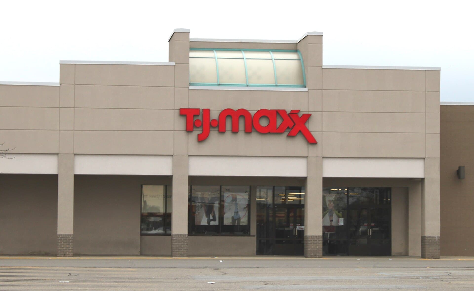 T.J. Maxx — Wikimedia Commons
