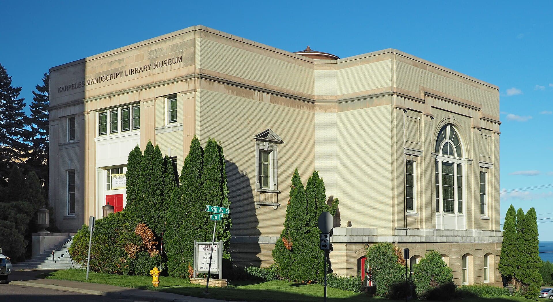 Karpeles Manuscript Library Museum — Wikimedia Commons