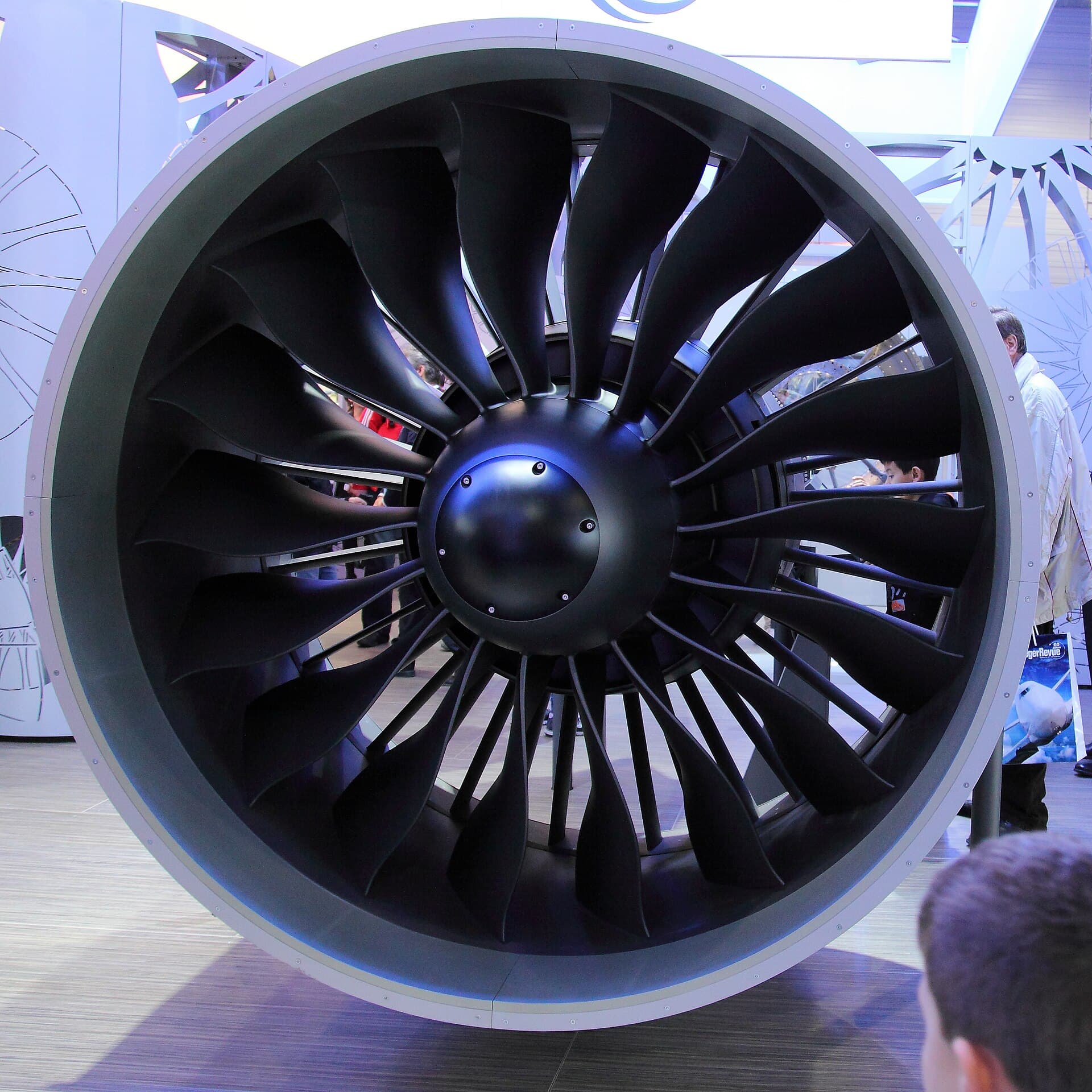 Pratt & Whitney geared turbofan (GTF) engines — Wikimedia Commons