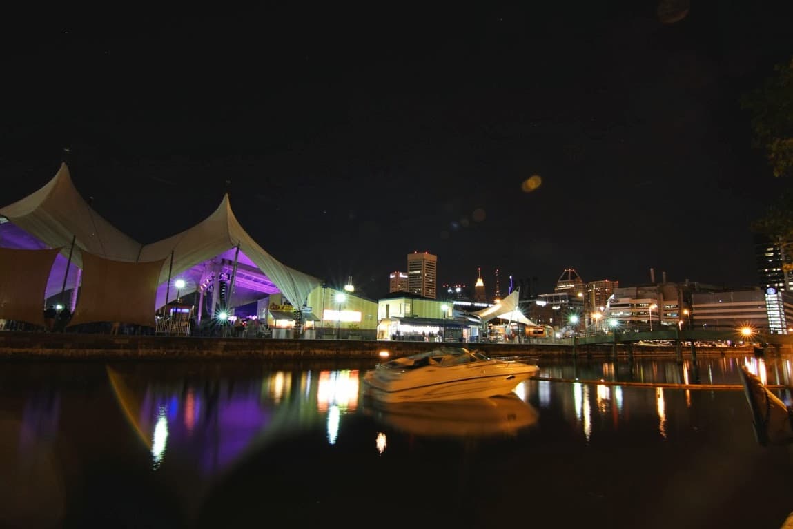 Pier Six Pavilion — Wikimedia Commons