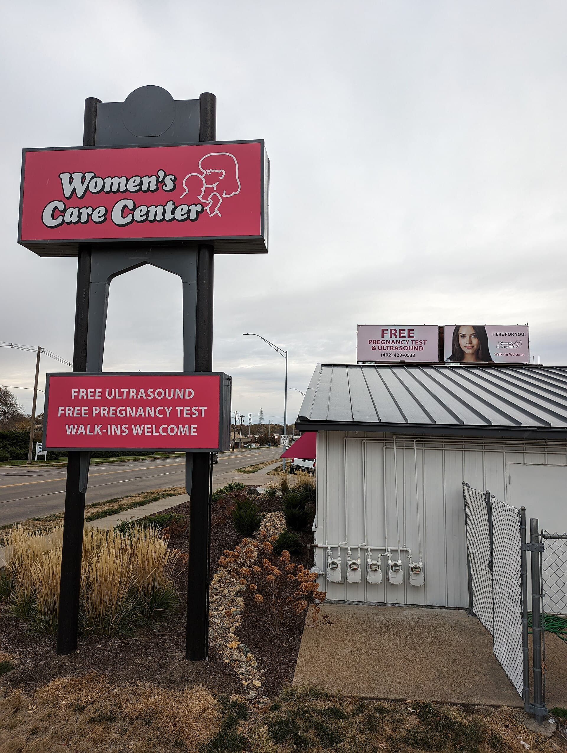 Pregnancy Resource Center — Wikimedia Commons
