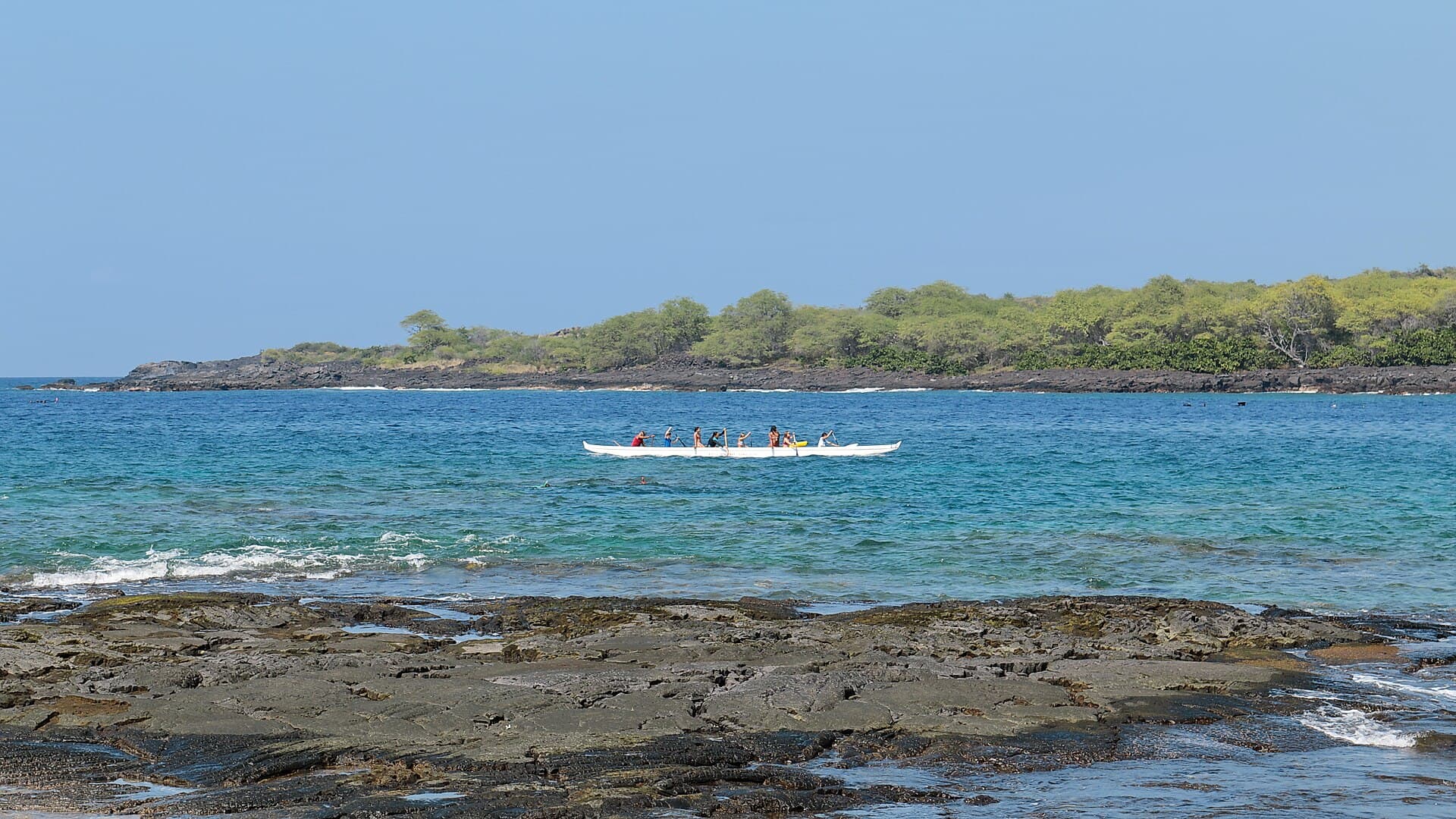 Hōnaunau Bay — Wikimedia Commons