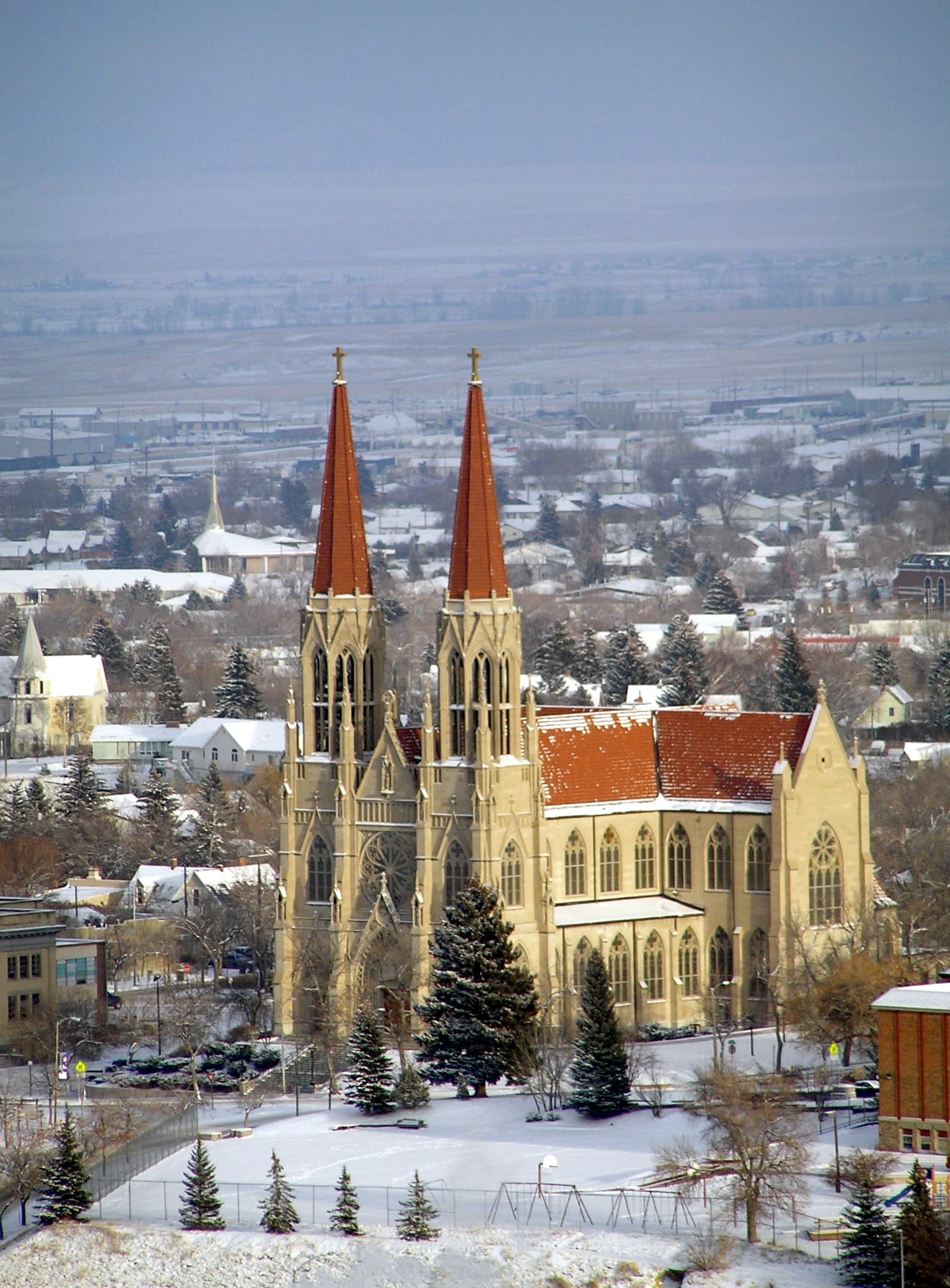Cathedral of St. Helena — Wikimedia Commons
