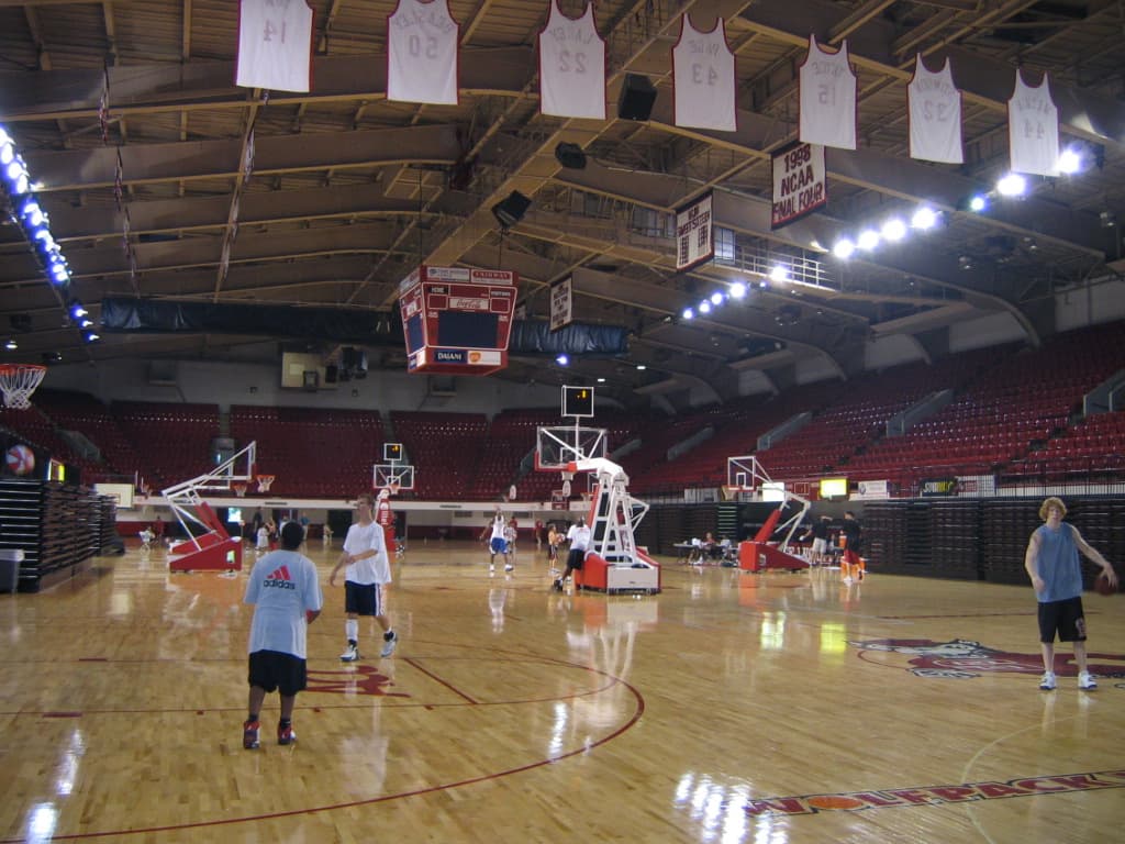 Reynolds Coliseum — Wikimedia Commons