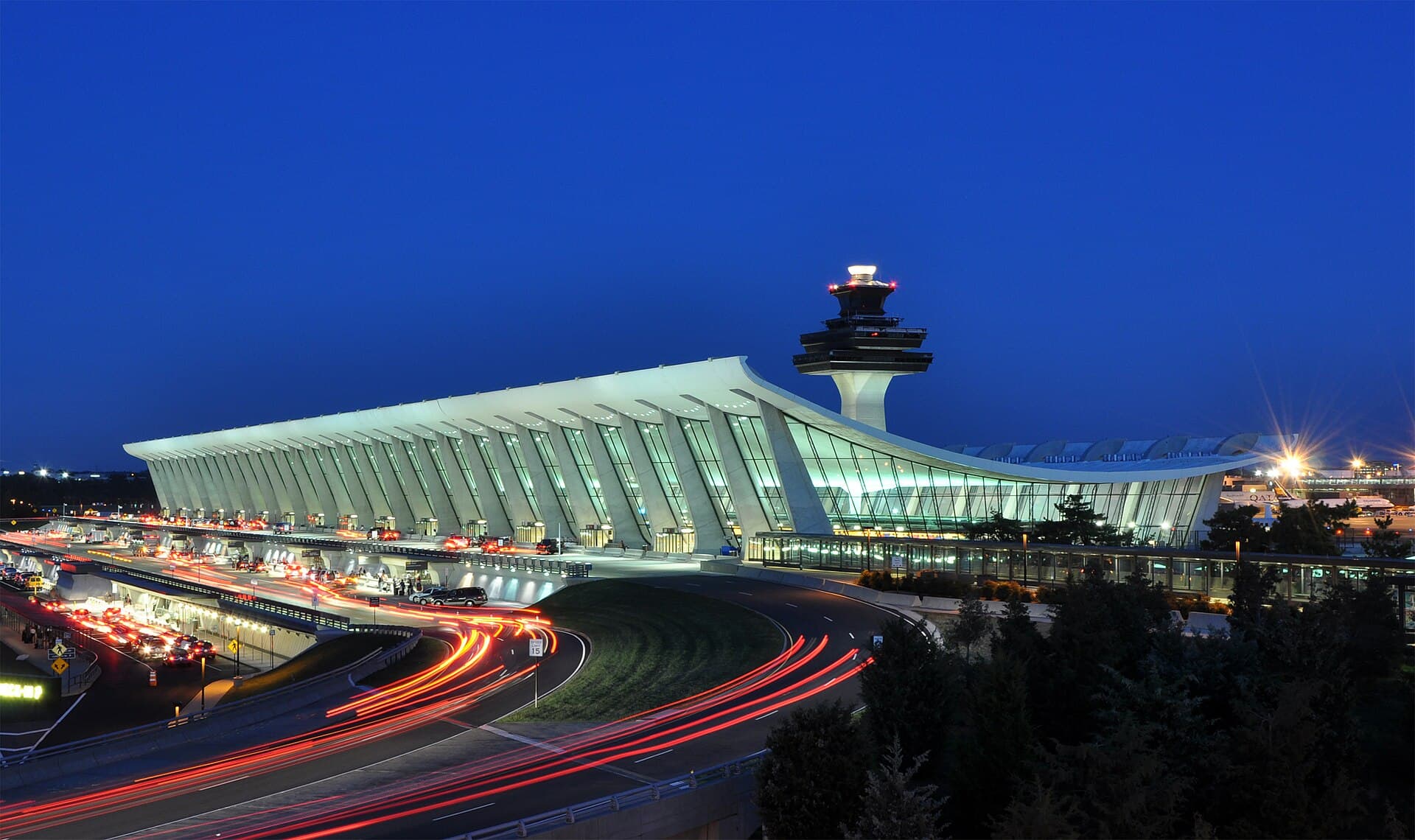 Washington Dulles International Airport — Wikimedia Commons