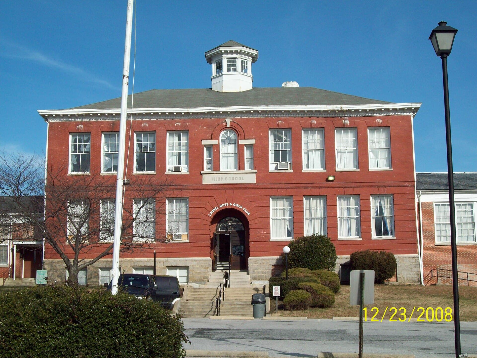 Laurel High School — Wikimedia Commons