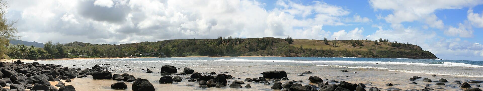 Moloaa Beach — Wikimedia Commons