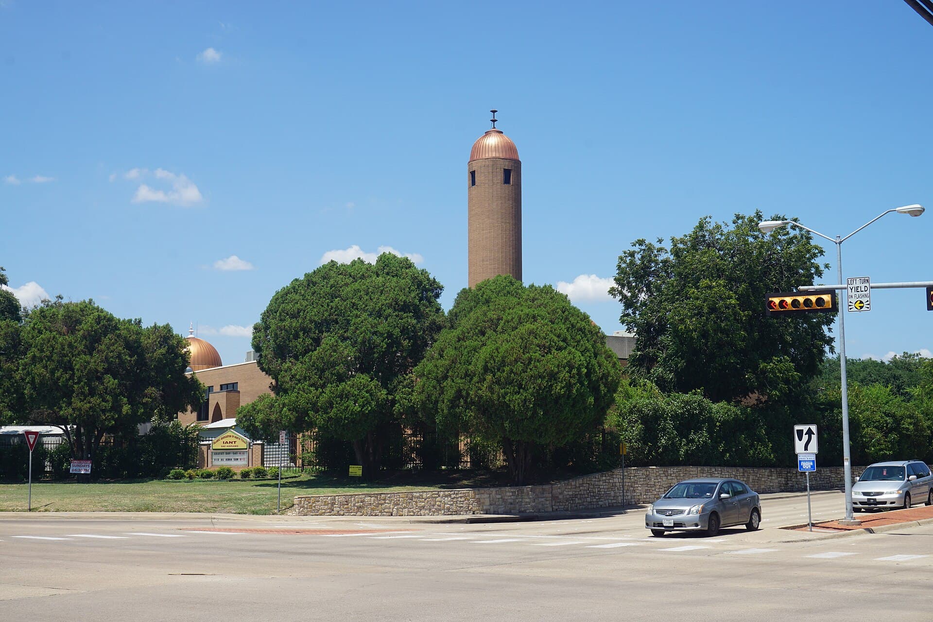 Dallas County vote centers at Islamic sites draw criticism in Richardson