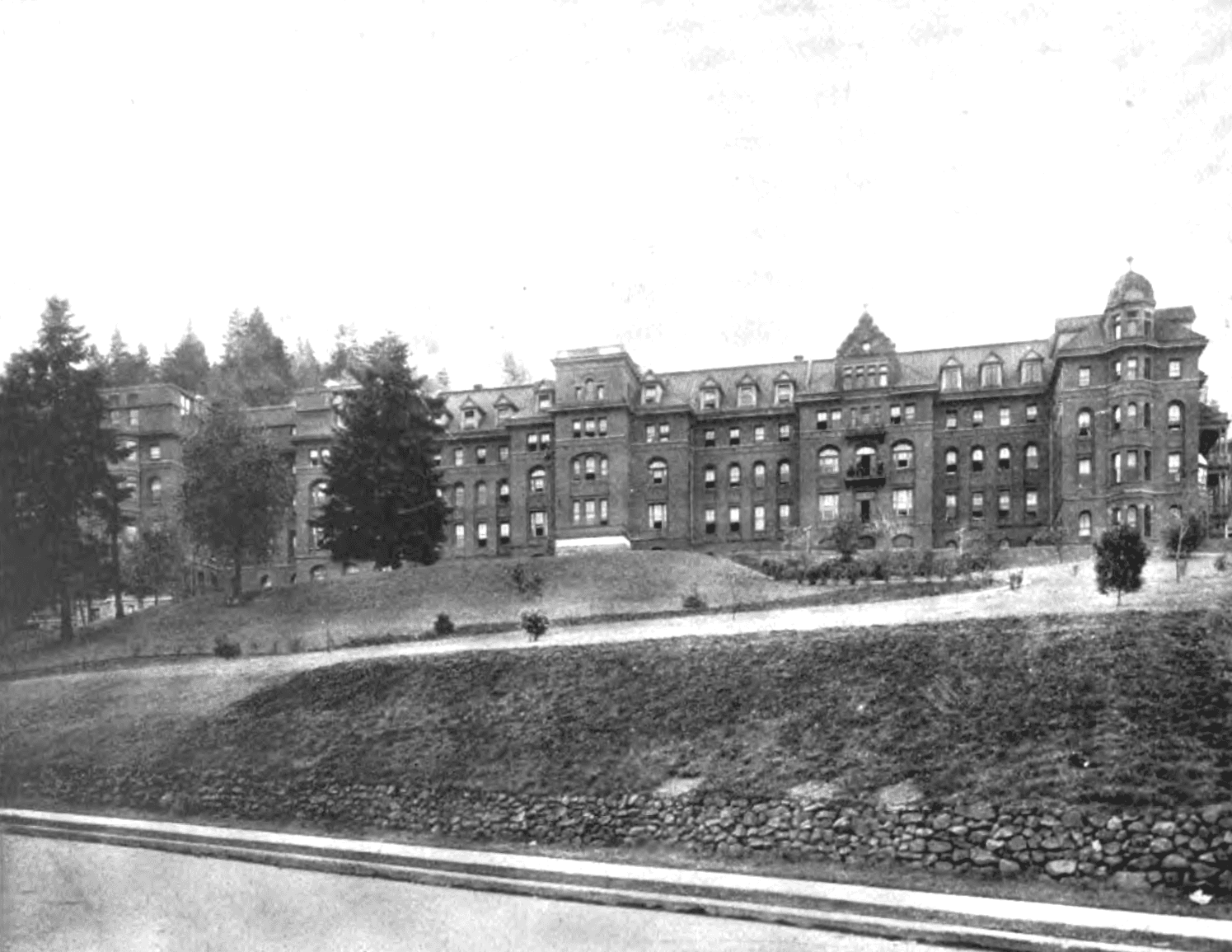 Providence St. Joseph Hospital — Wikimedia Commons