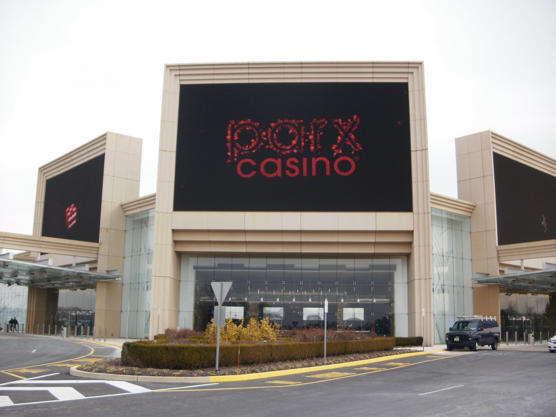 Parx Racing — Wikimedia Commons