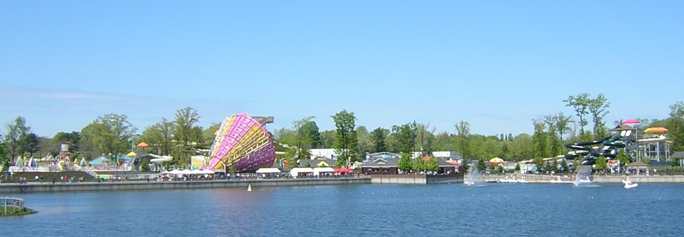 Wild Water Adventure Park — Wikimedia Commons