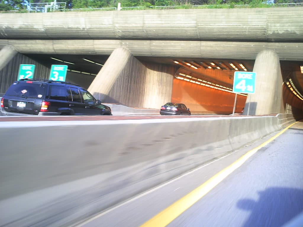 Fort McHenry Tunnel — Wikimedia Commons