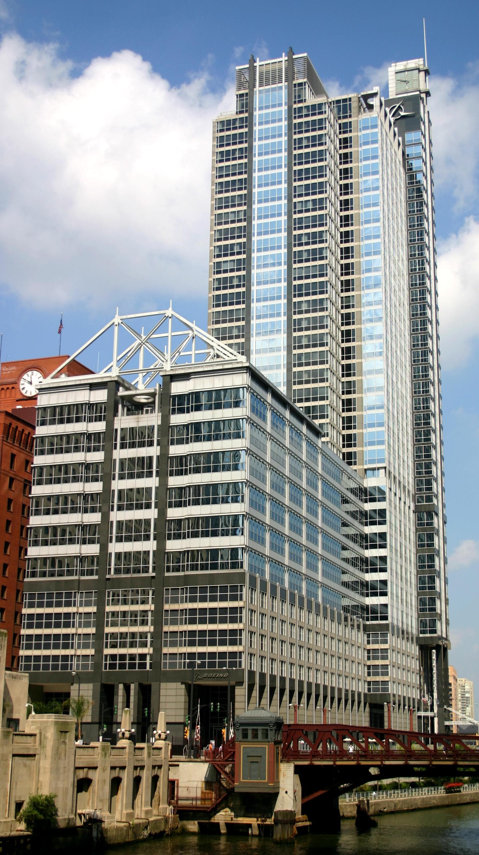 Boeing — Wikimedia Commons