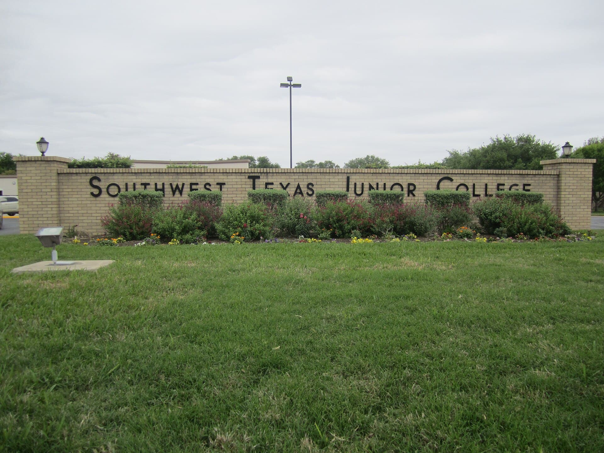 Southwest Texas College — Wikimedia Commons