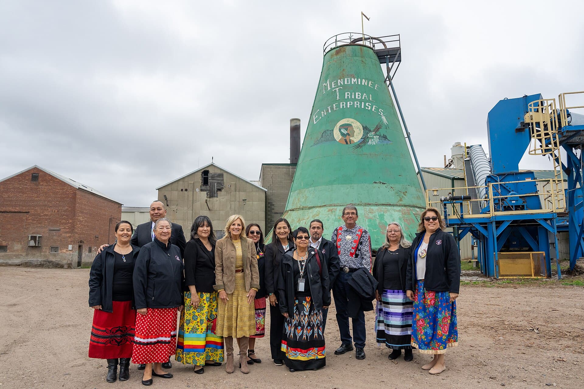 Menominee Tribal Enterprises — Wikimedia Commons