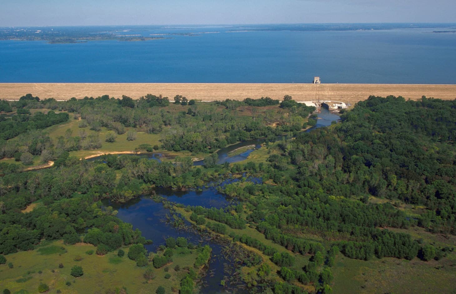 Lake Lewisville — Wikimedia Commons