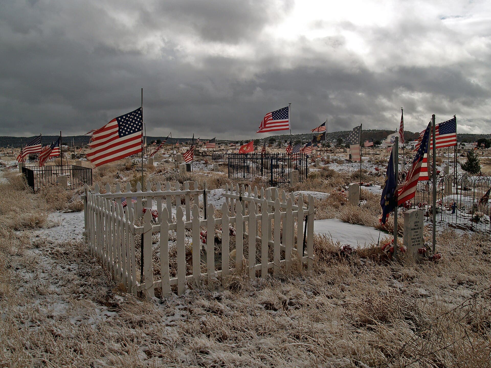 Navajo Nation Veterans Cemetery — Wikimedia Commons