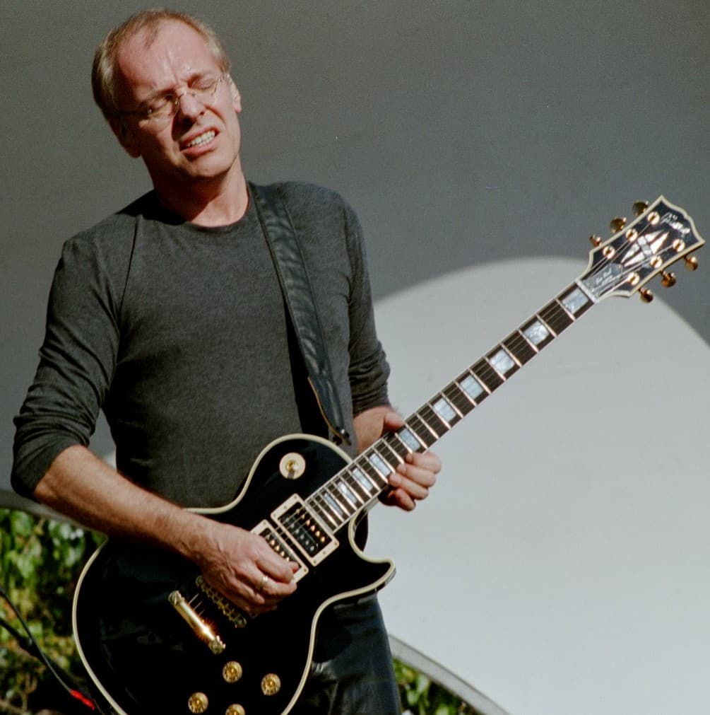Peter Frampton — Wikimedia Commons