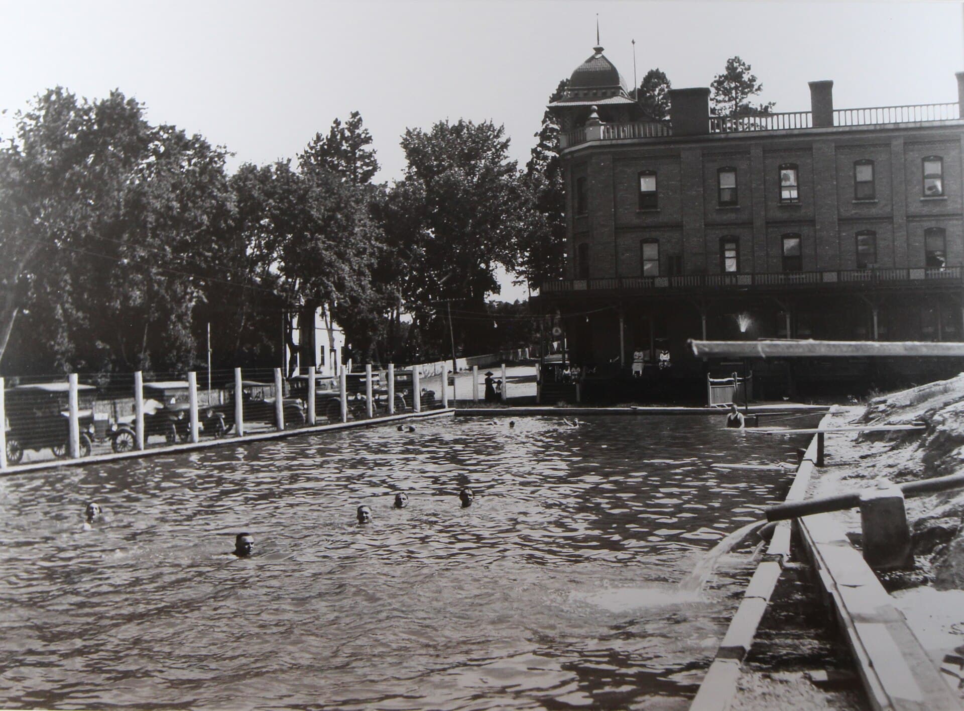 Las Animas pool — Wikimedia Commons