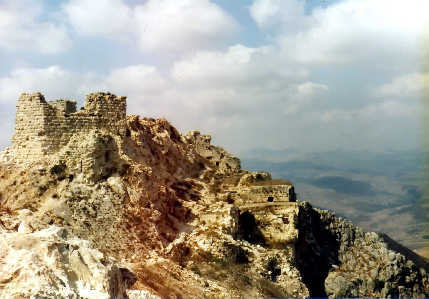 Beaufort Castle — Wikimedia Commons