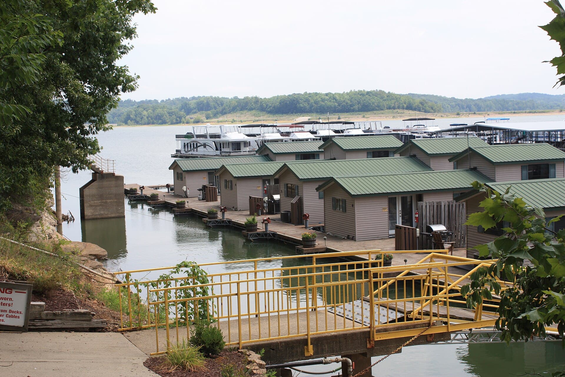Patoka Lake — Wikimedia Commons