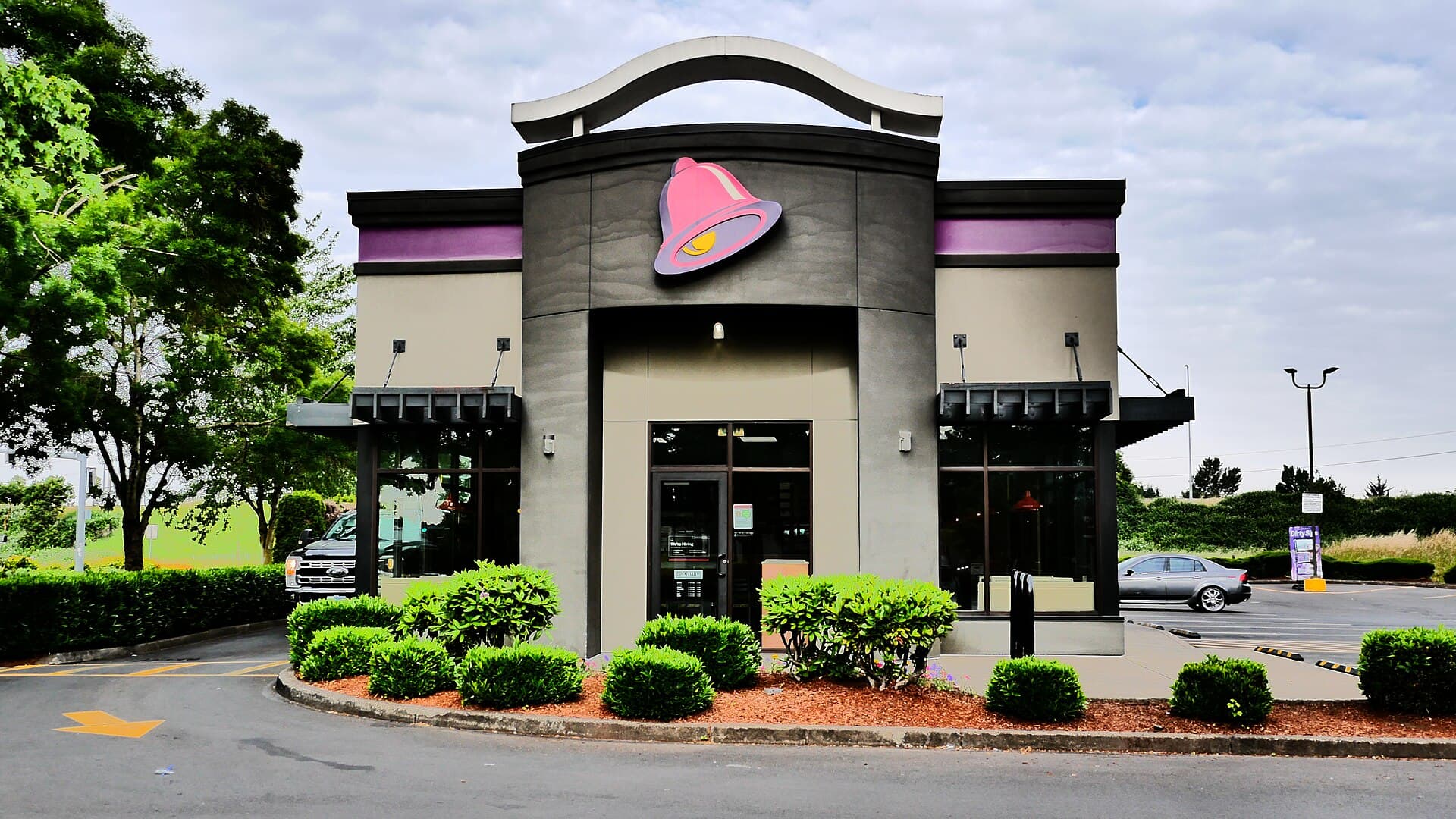 Taco Bell — Wikimedia Commons