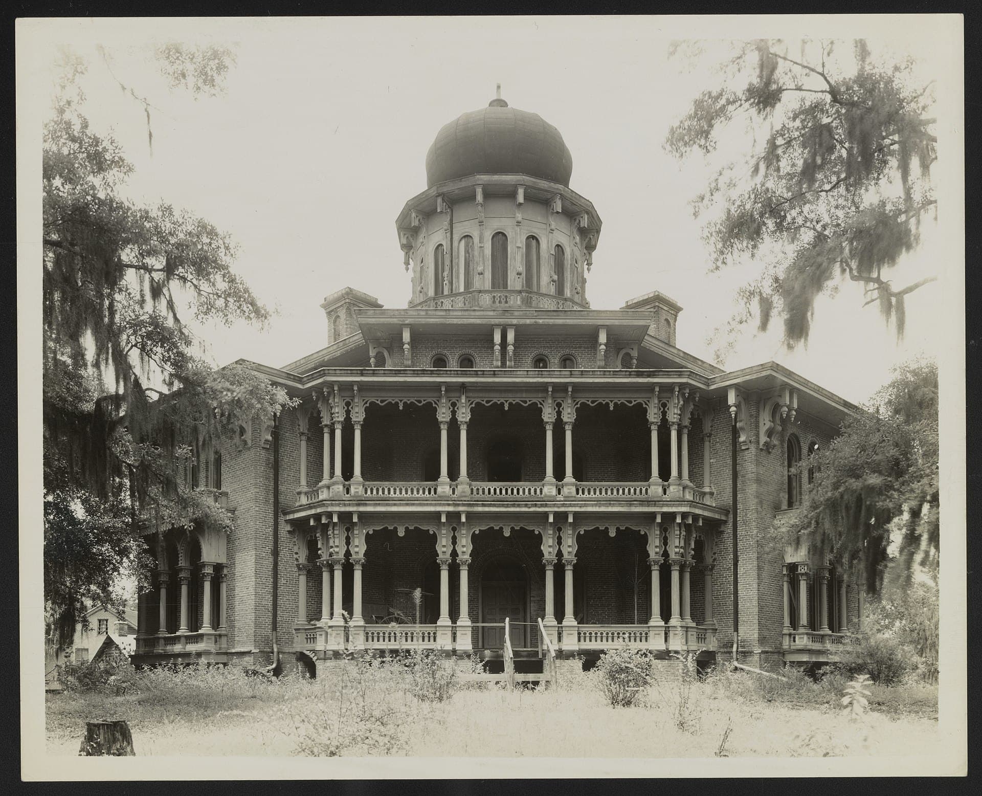 Ward Hall — Wikimedia Commons