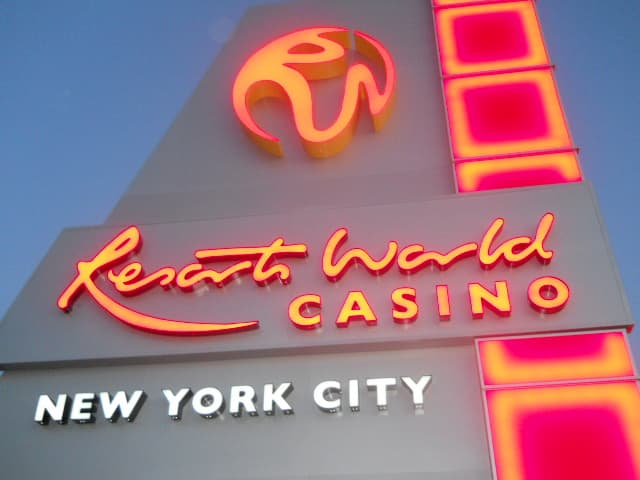 Resorts World New York City — Wikimedia Commons