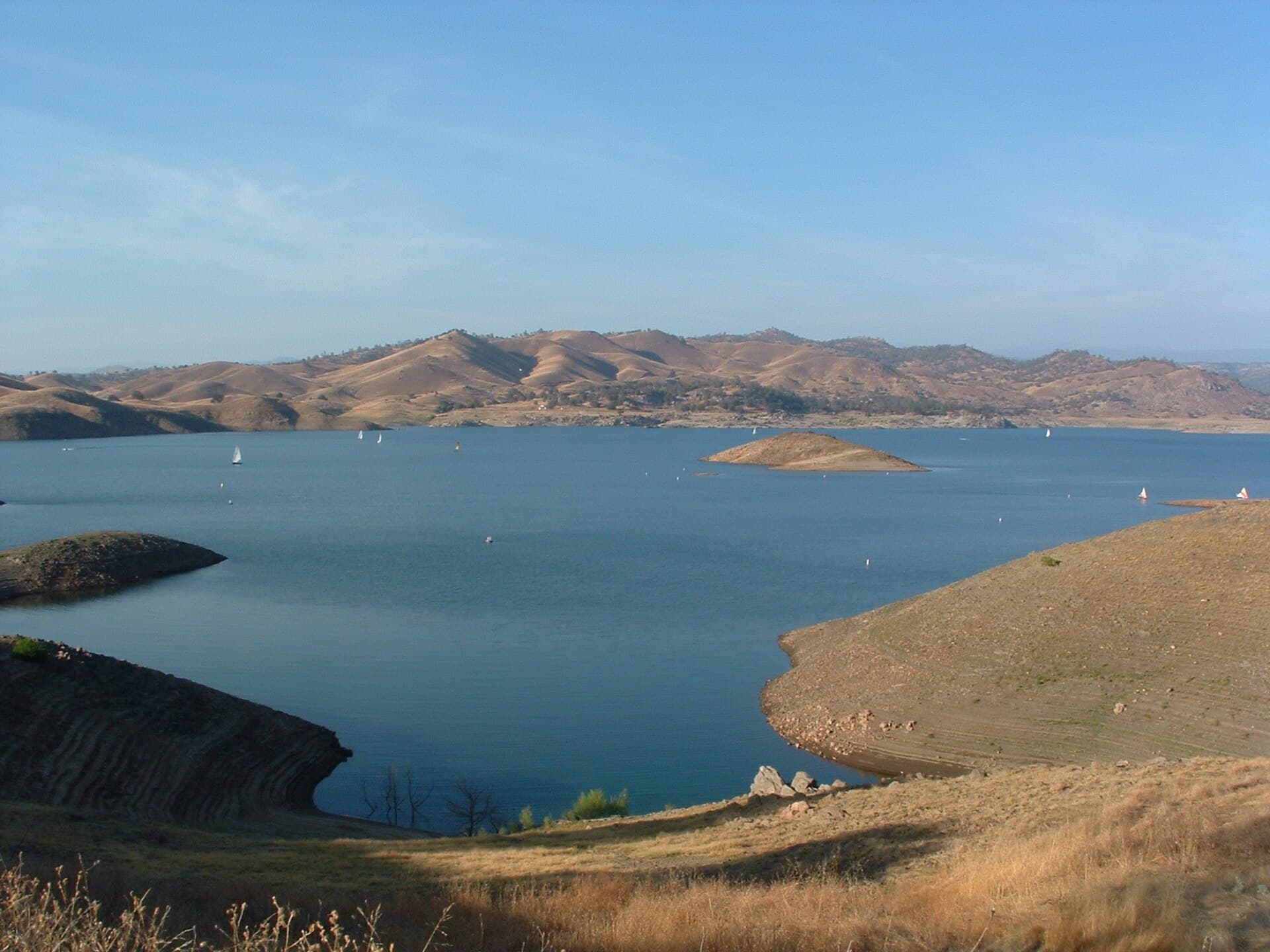 Millerton Lake — Wikimedia Commons