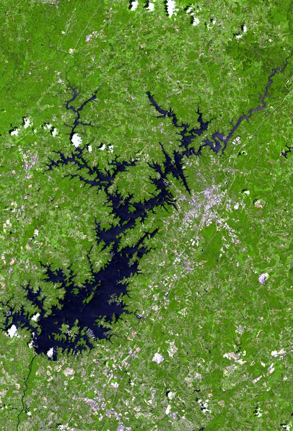 Lake Lanier — Wikimedia Commons
