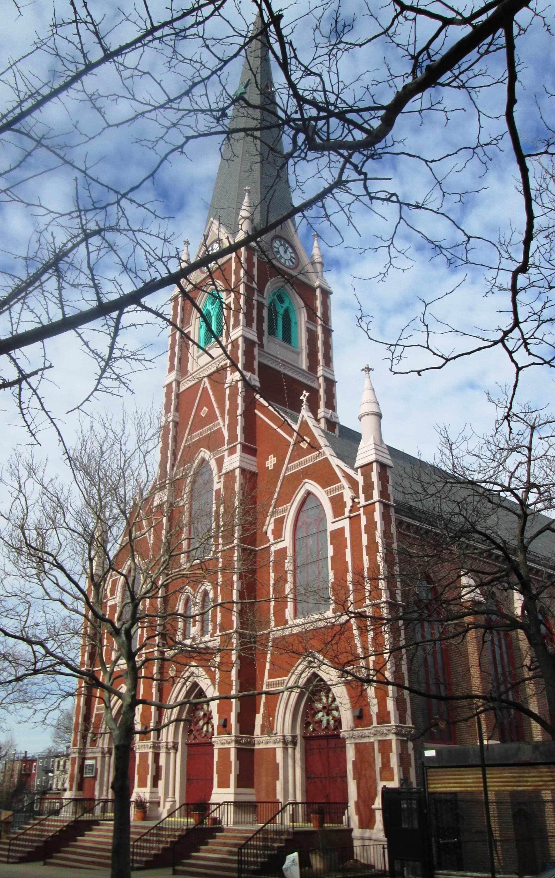 Sacred Heart-St. Patrick Parish — Wikimedia Commons