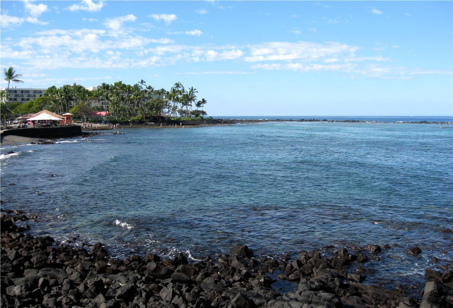Kahaluu Bay — Wikimedia Commons