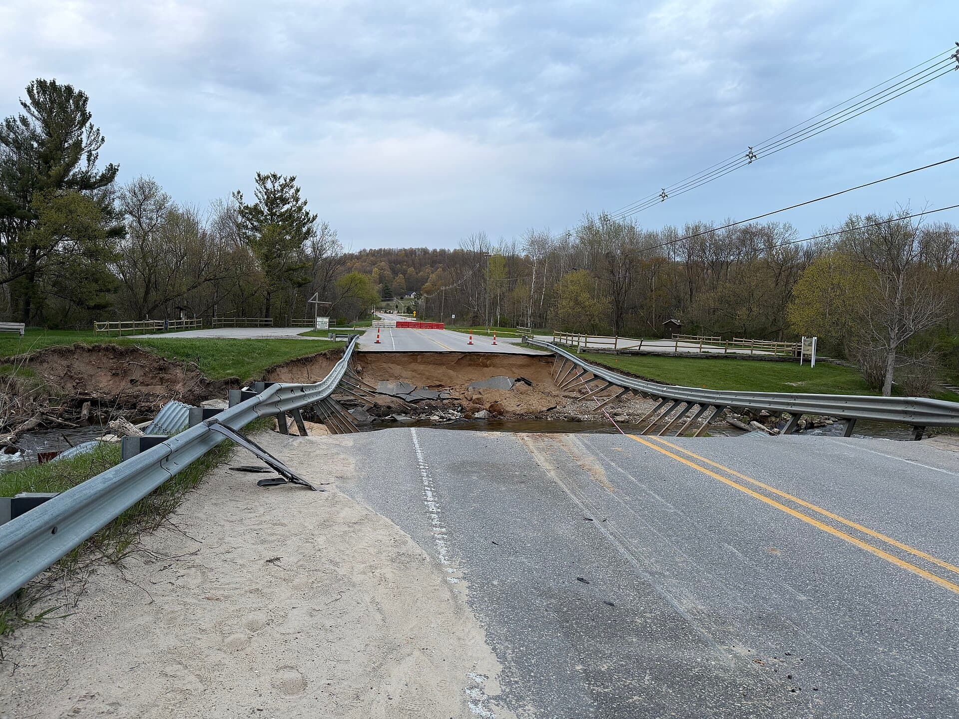 Beitner Road — Wikimedia Commons