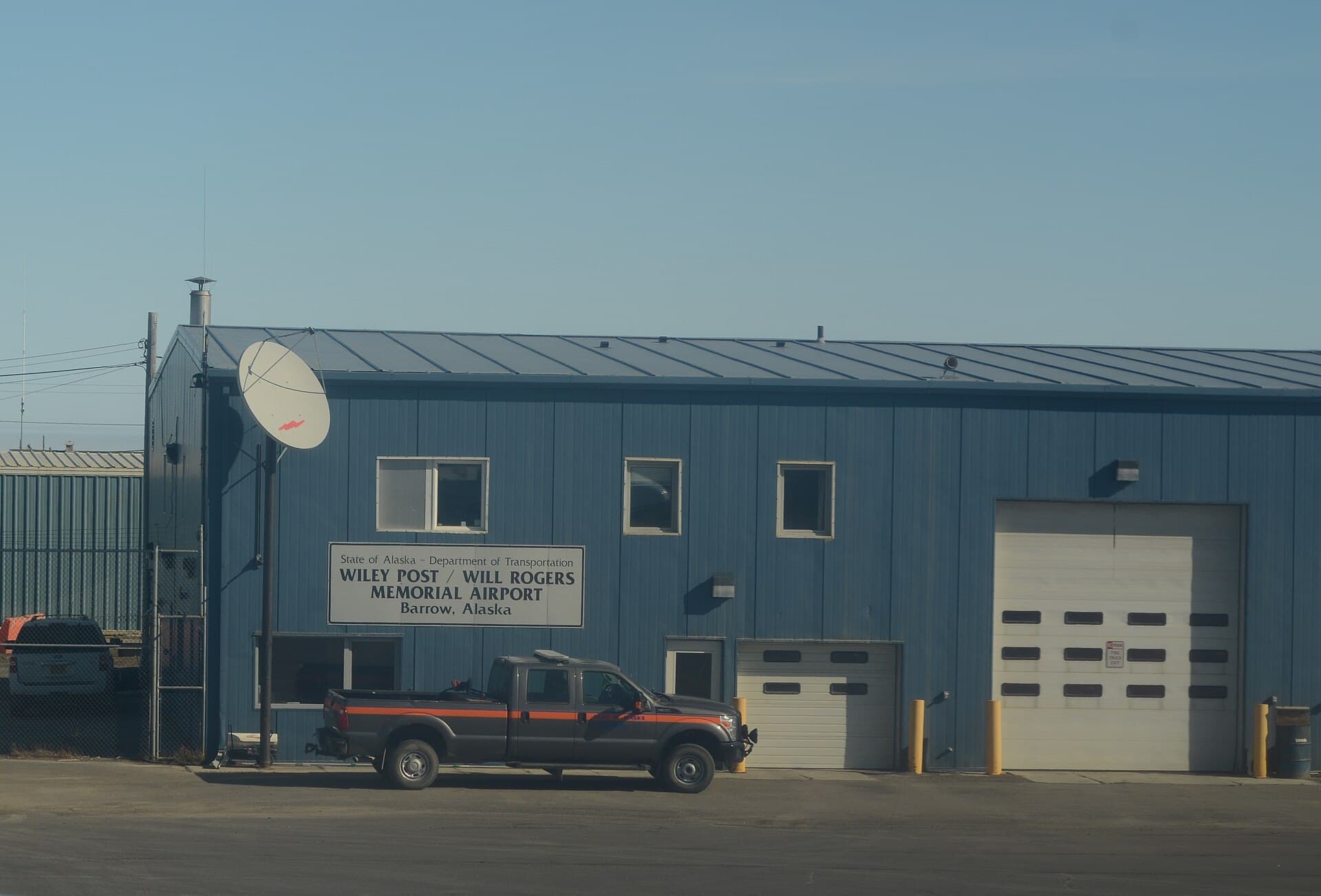 Barrow Airport — Wikimedia Commons