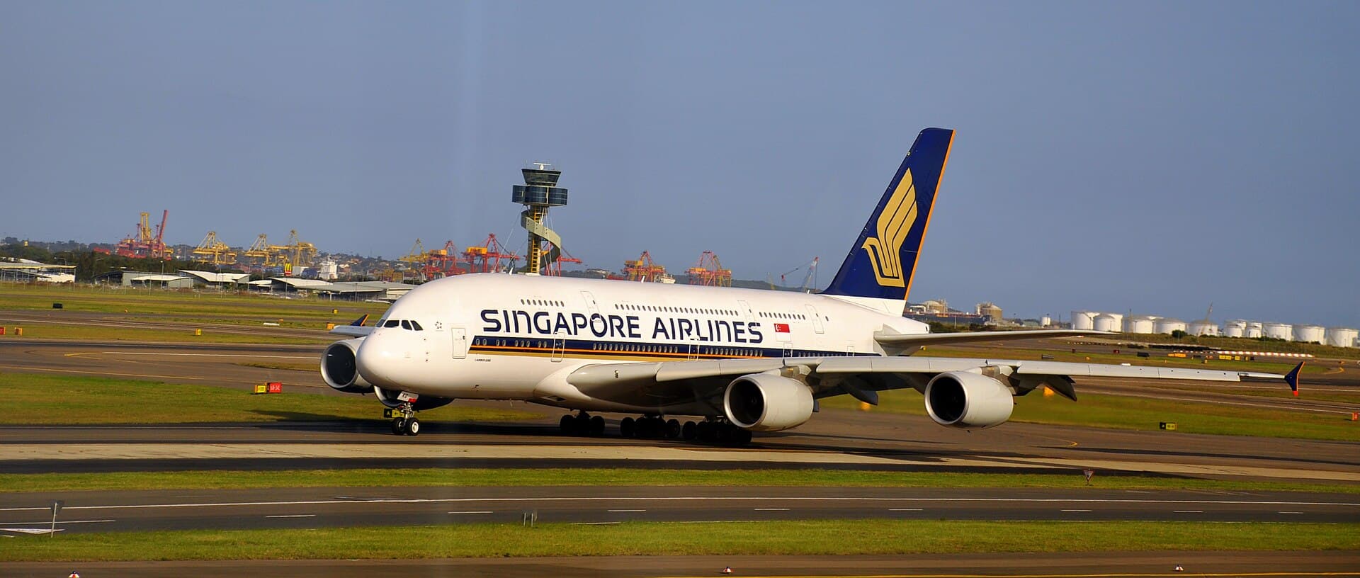 Airbus A380 — Wikimedia Commons