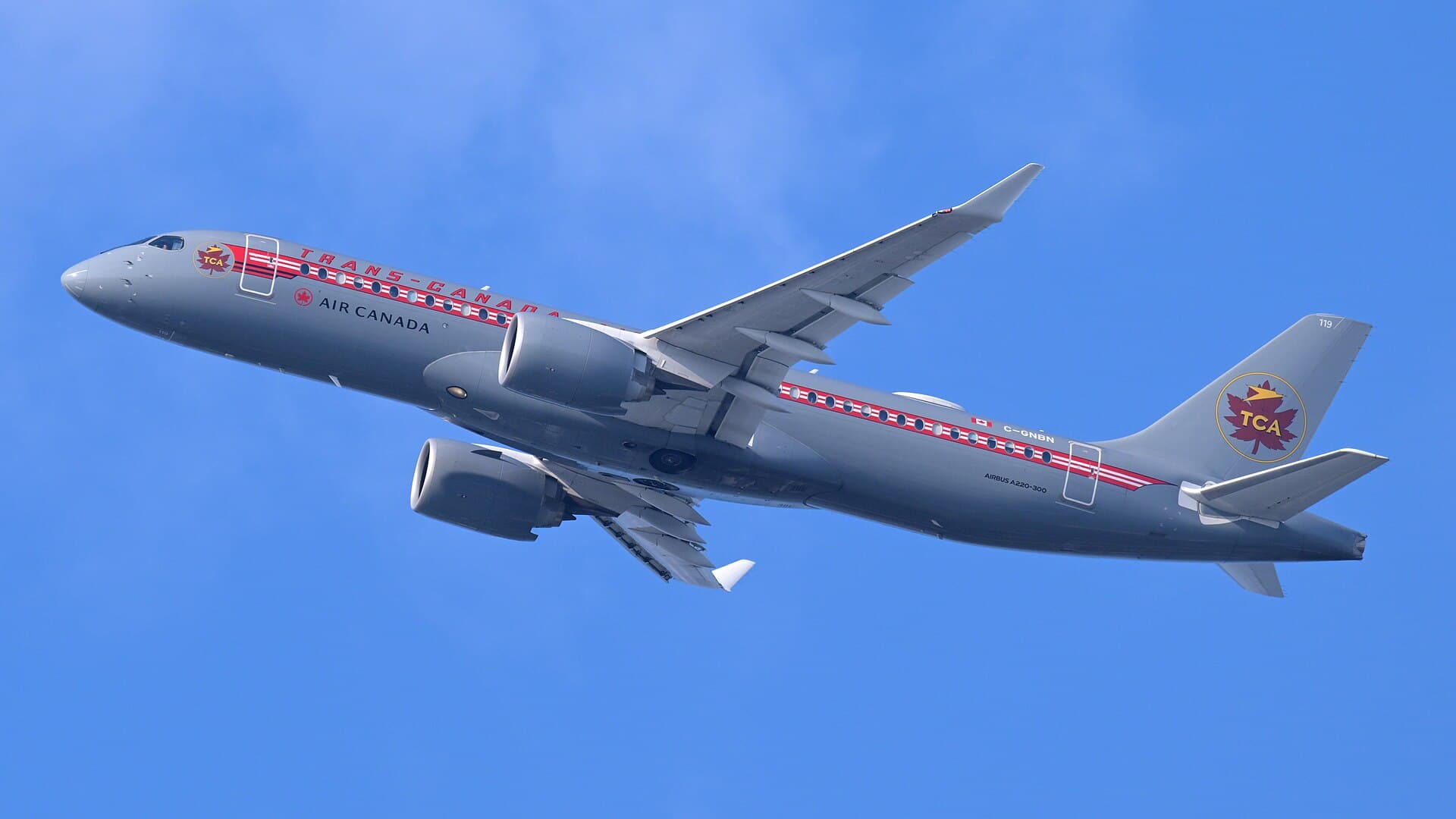 Air Canada flight diverts to Boston after captain becomes incapacitated