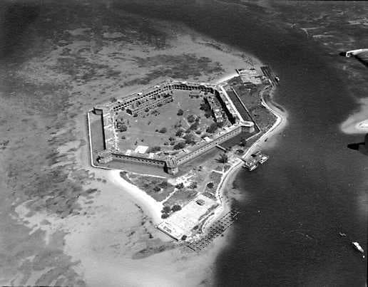 Fort Jefferson — Wikimedia Commons