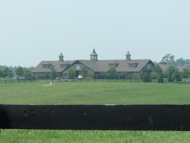Horse Country — Wikimedia Commons