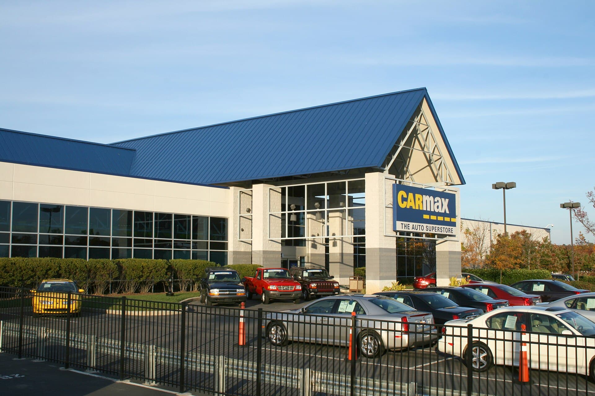 CarMax — Wikimedia Commons